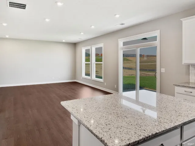 $362,800 | 4800 Chelmsford Drive, Newburgh, IN 47630