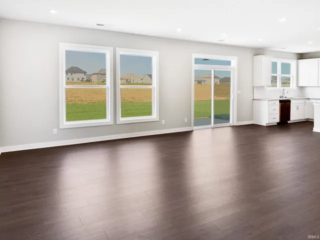 $362,800 | 4800 Chelmsford Drive, Newburgh, IN 47630