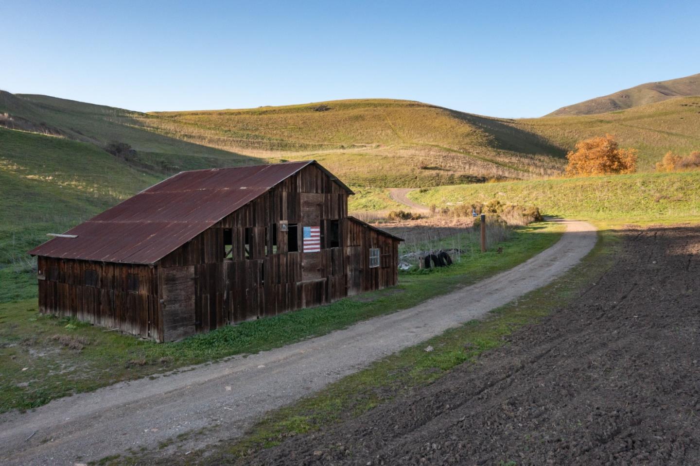 2000 Scott Creek Road Milpitas, CA 95035 - Photo 19 of 89 a view of a house with a yard