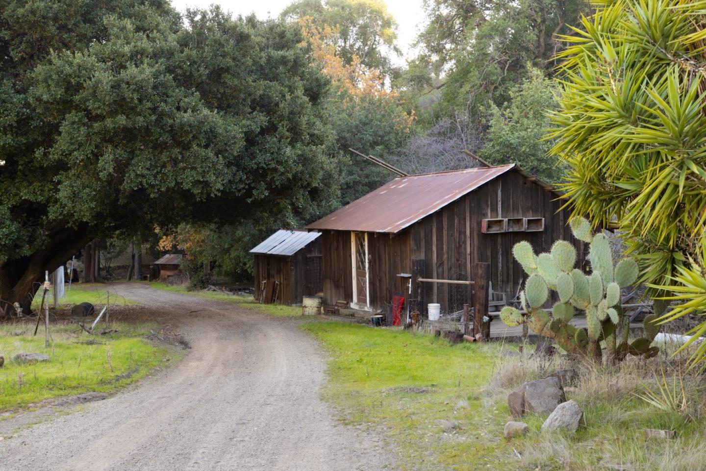 2000 Scott Creek Road Milpitas, CA 95035 - Photo 24 of 89 an outdoor view of a house with garden