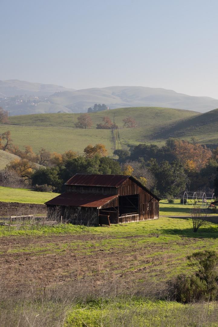 2000 Scott Creek Road Milpitas, CA 95035 - Photo 25 of 89 a view of a lake with a mountain