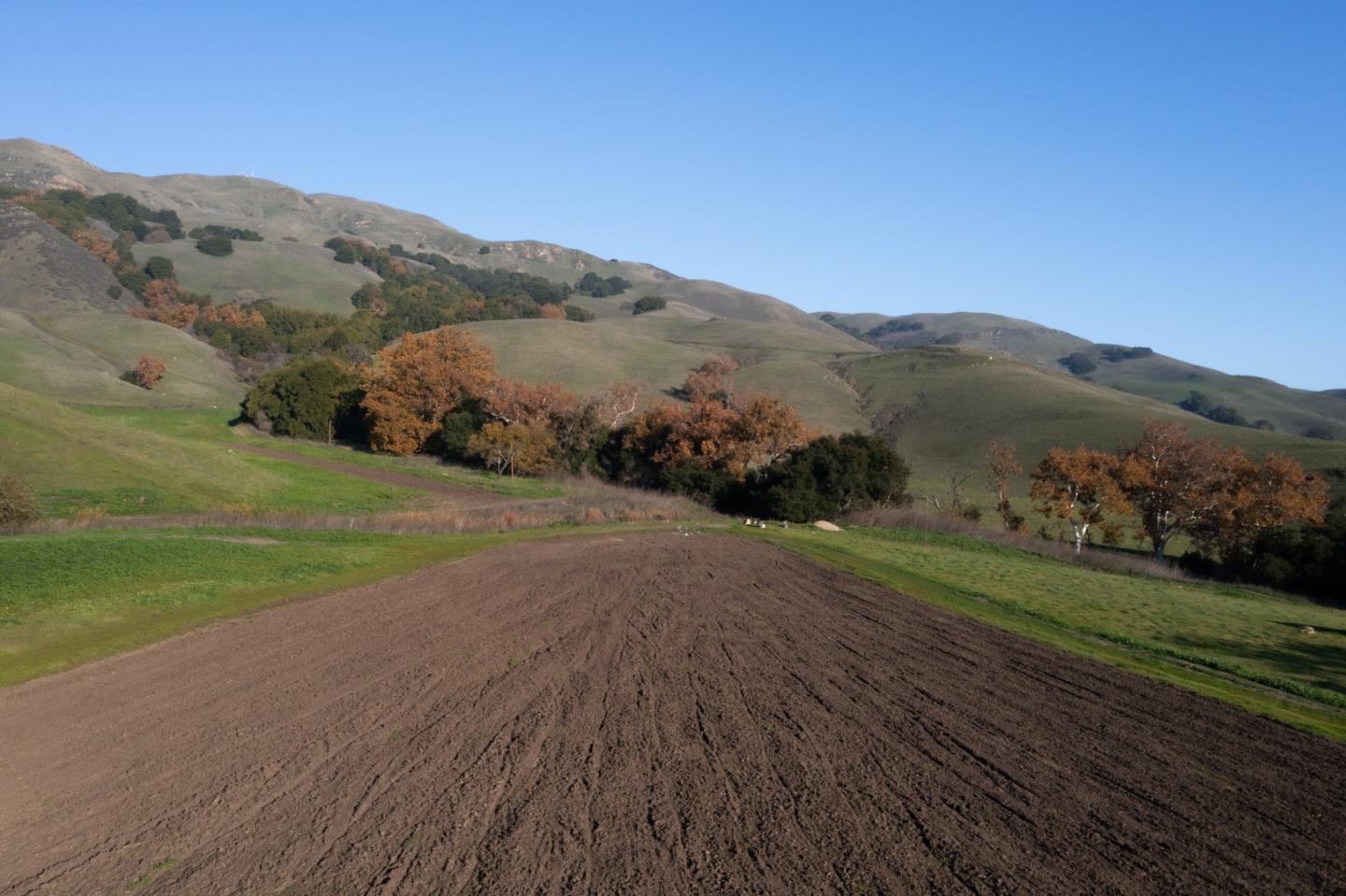 2000 Scott Creek Road Milpitas, CA 95035 - Photo 26 of 89 a view of a house with a mountain view