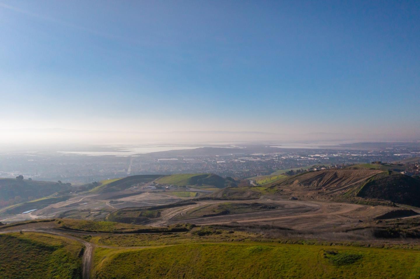 2000 Scott Creek Road Milpitas, CA 95035 - Photo 39 of 89 a view of an ocean