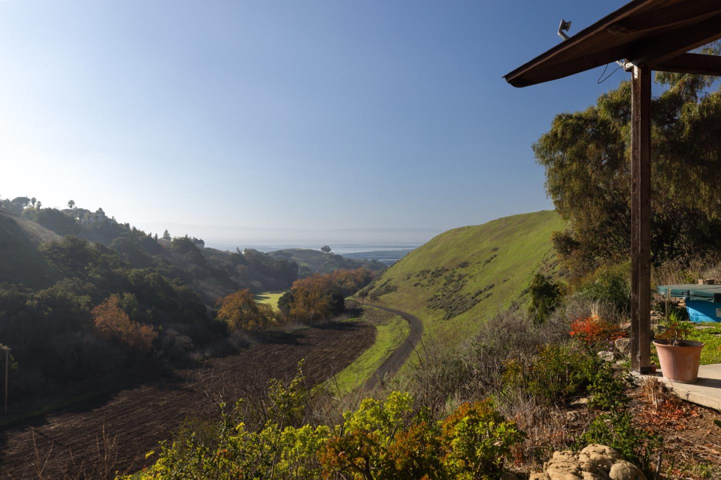 2000 Scott Creek Road Milpitas, CA 95035 - Photo 7 of 89 a view of a yard