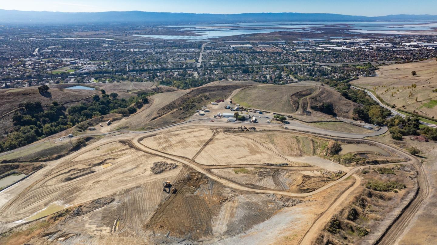 2000 Scott Creek Road Milpitas, CA 95035 - Photo 78 of 89 a view of a city