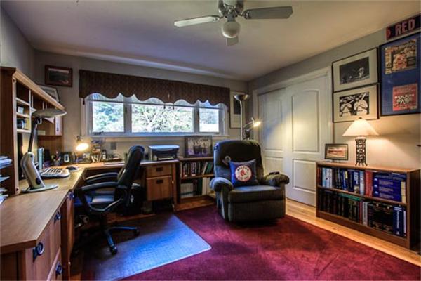 18 Juniper Road Andover, MA 01810 - Photo 17 of 21 Gallery Image 17