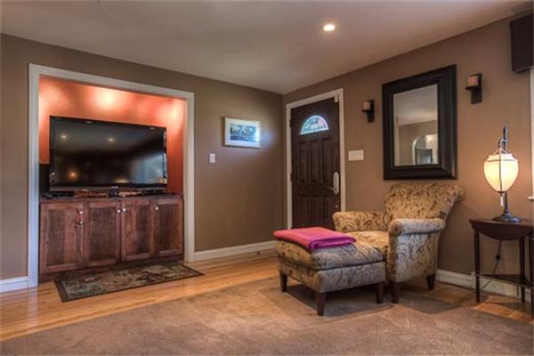 Gallery Image 7