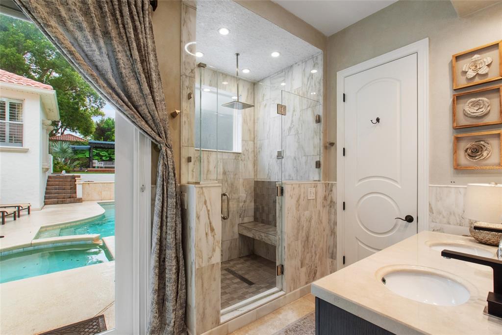 248 Maison Court Altamonte Springs, FL 32714 - Photo 22 of 47 a bathroom with a sink a toilet and shower