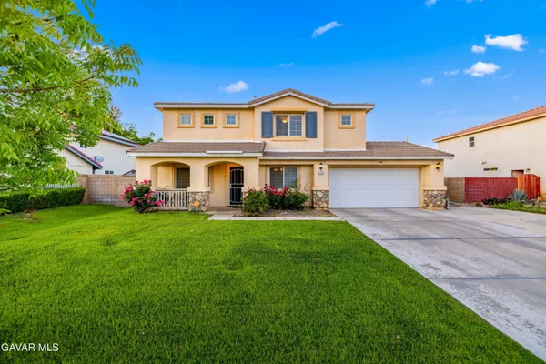 $555,000 | 1549 Thomas Drive, Lancaster, CA 93535