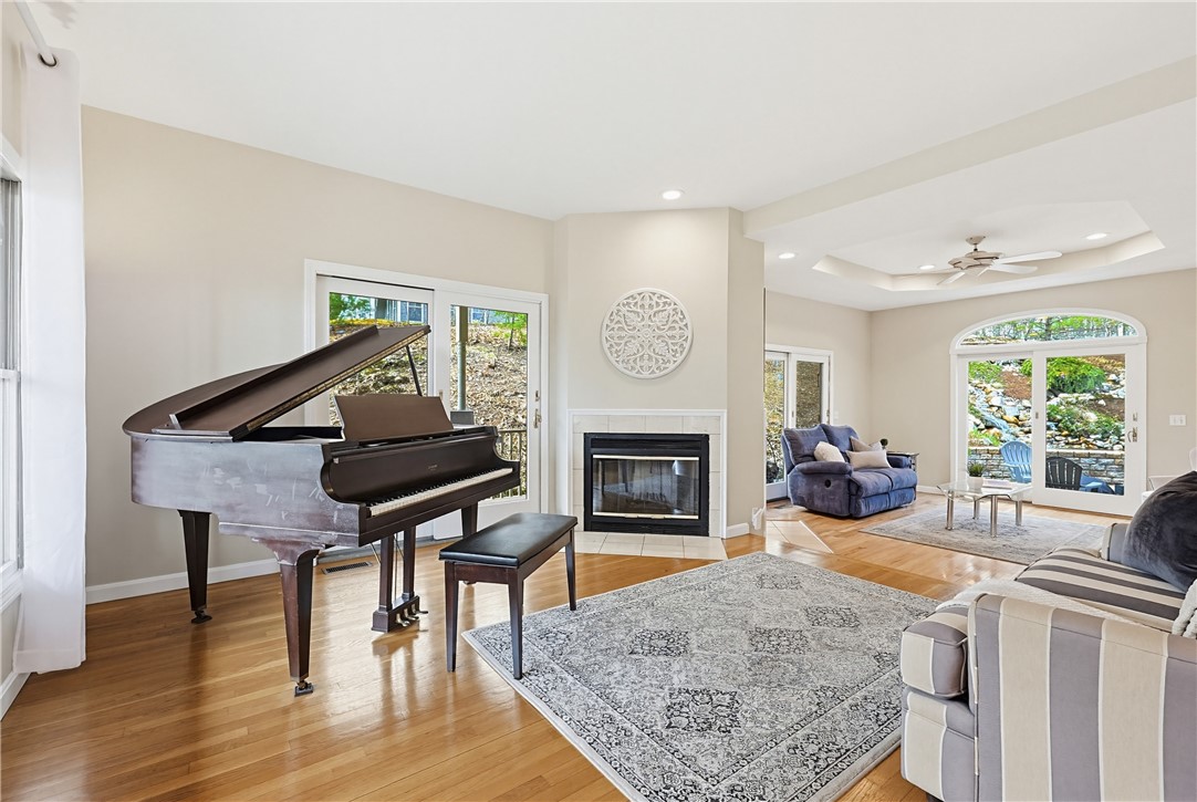 54 Paine Road Cumberland, RI 02864 - Photo 14 of 50