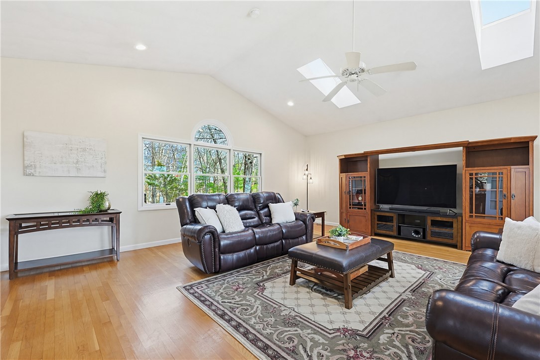 54 Paine Road Cumberland, RI 02864 - Photo 19 of 50