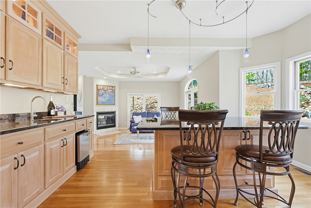 54 Paine Road Cumberland, RI 02864 - Photo 6 of 50