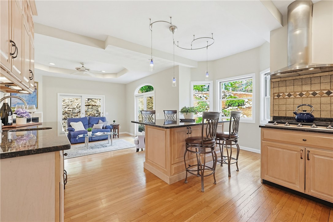 54 Paine Road Cumberland, RI 02864 - Photo 7 of 50