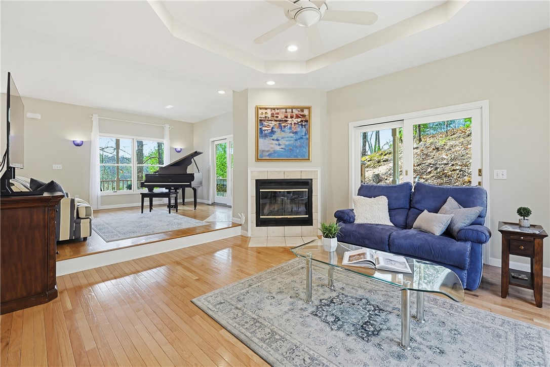 54 Paine Road Cumberland, RI 02864 - Photo 10 of 50