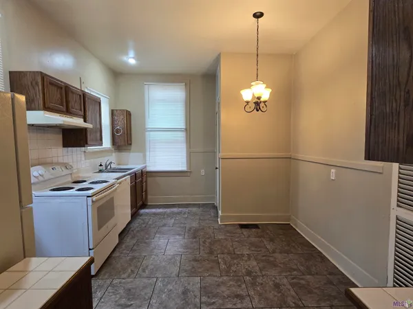 $1,100 | 415 Europe Street, Unit 3, Baton Rouge, LA 70802