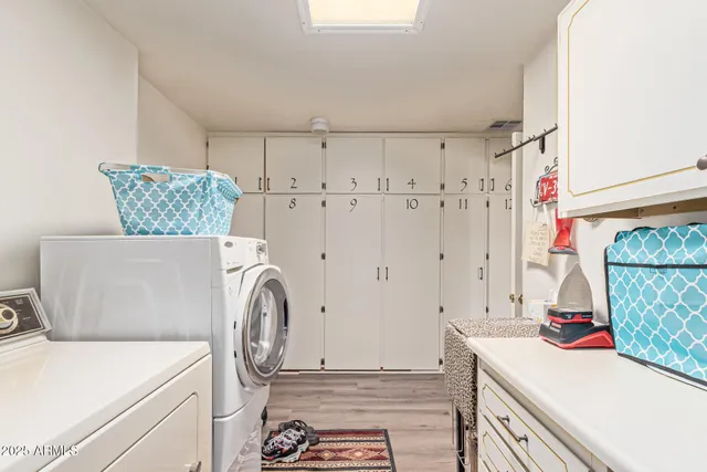 a view of a house with a big yard