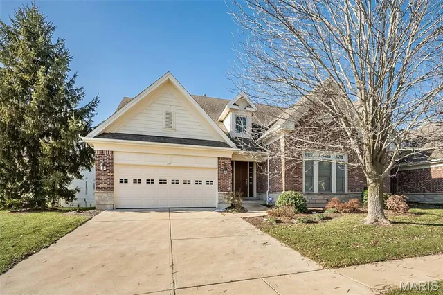 $650,000 | 719 Clayton Corners Drive, Ballwin, MO 63011