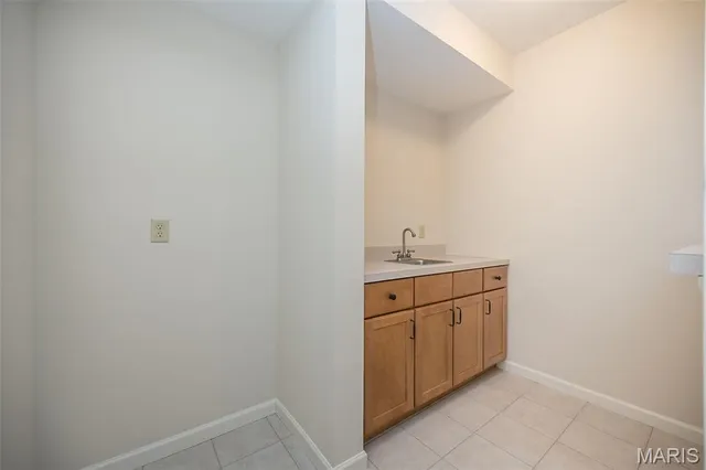 $650,000 | 719 Clayton Corners Drive, Ballwin, MO 63011