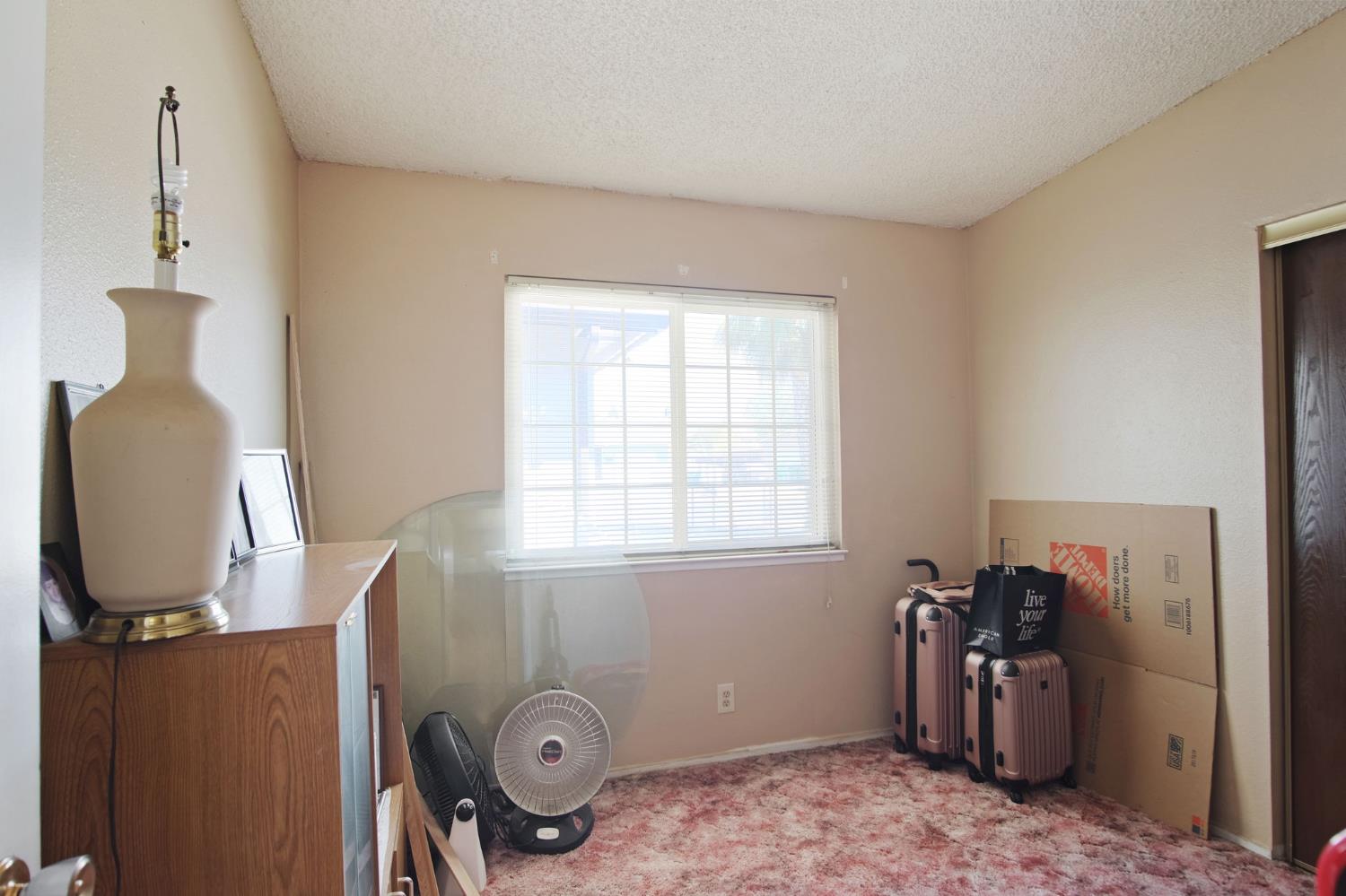 813 Cave Lane Stockton, CA 95207 - Photo 13 of 27