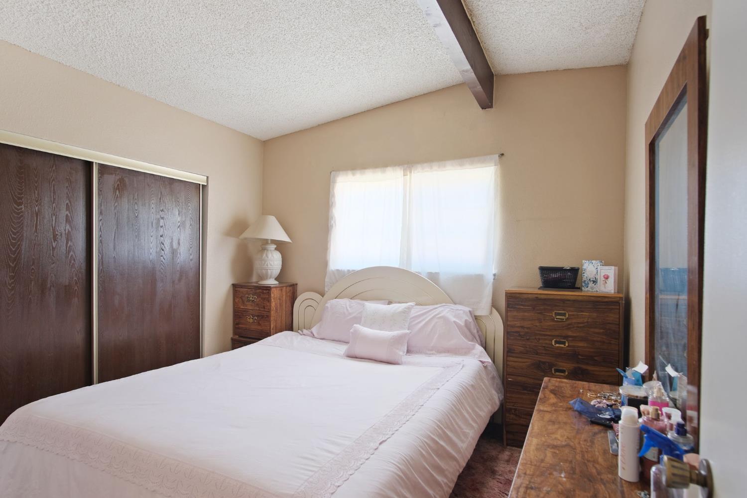 813 Cave Lane Stockton, CA 95207 - Photo 15 of 27