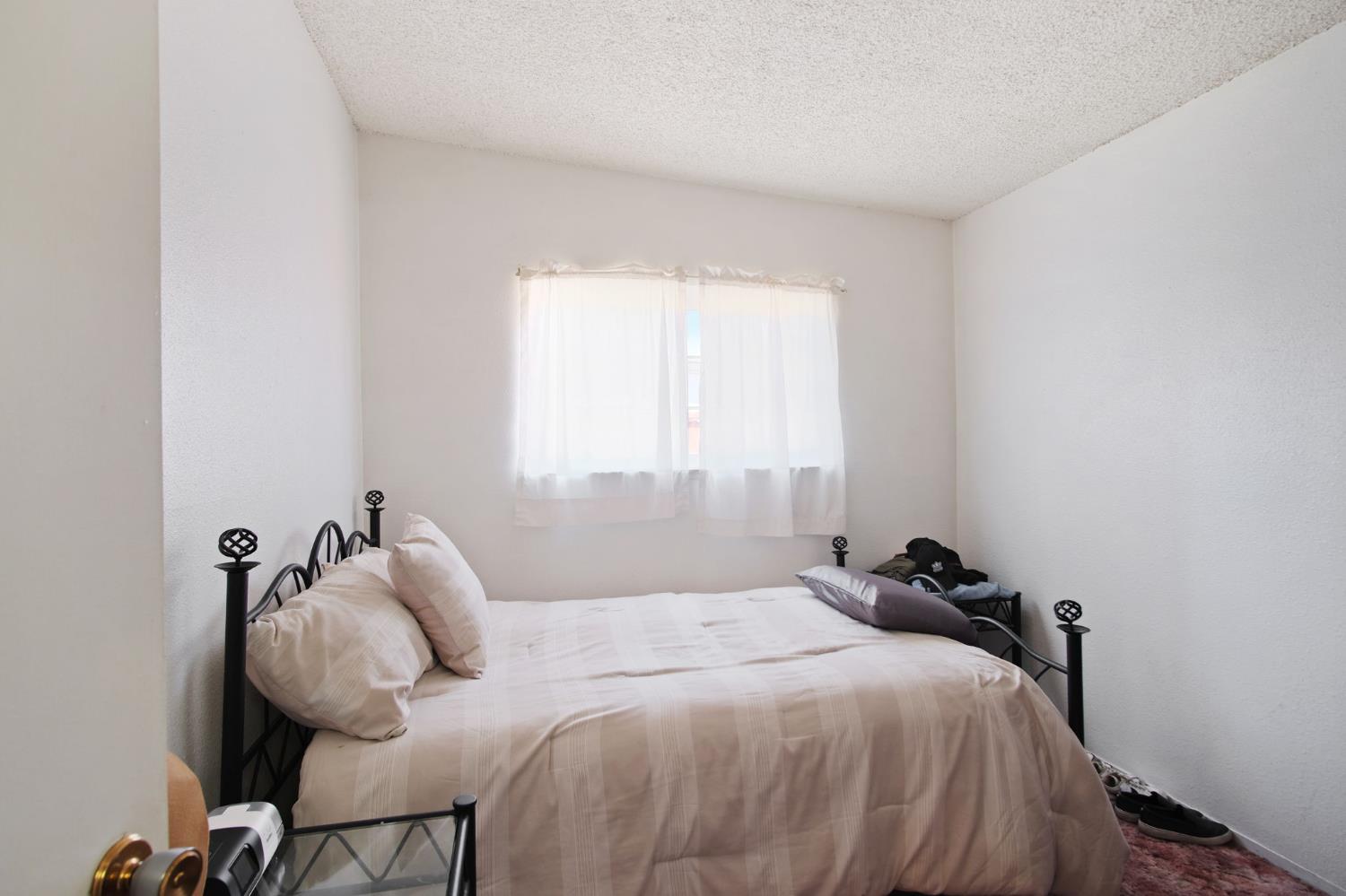 813 Cave Lane Stockton, CA 95207 - Photo 19 of 27