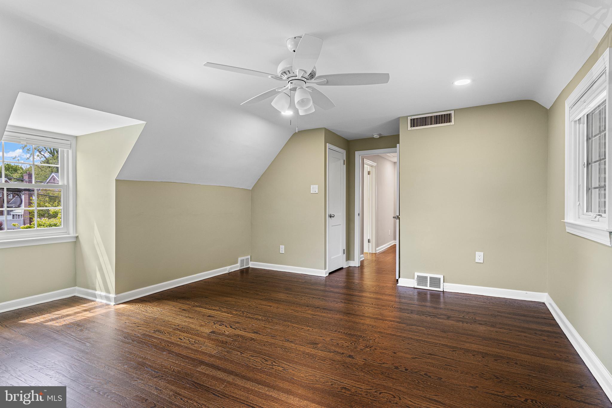 251 School Lane Springfield, PA 19064 - Photo 39 of 49