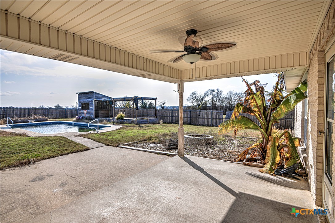 809 Hudson Lane Eddy, TX 76524 - Photo 35 of 48 a view of a backyard