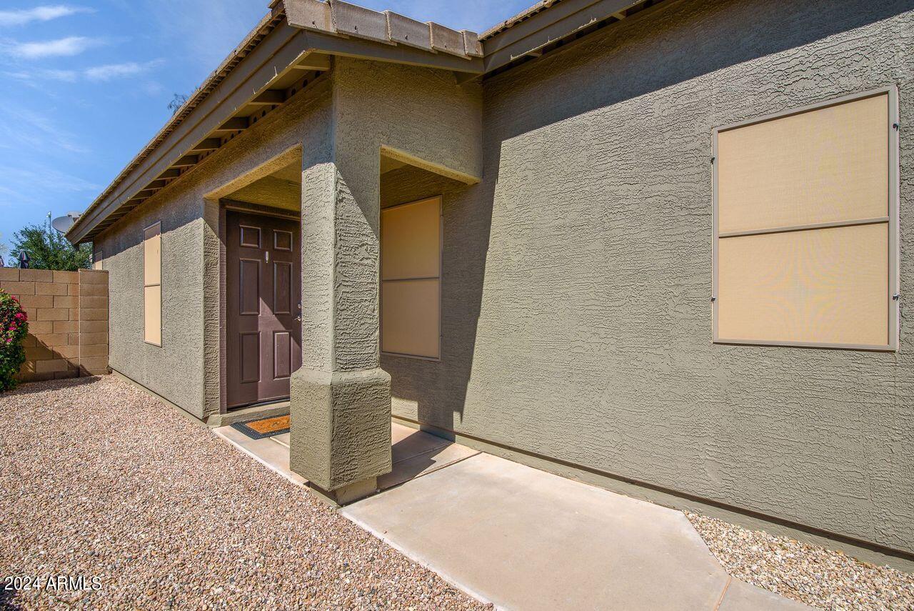 42220 West Venture Road Maricopa, AZ 85138 - Photo 5 of 29 Entry Door