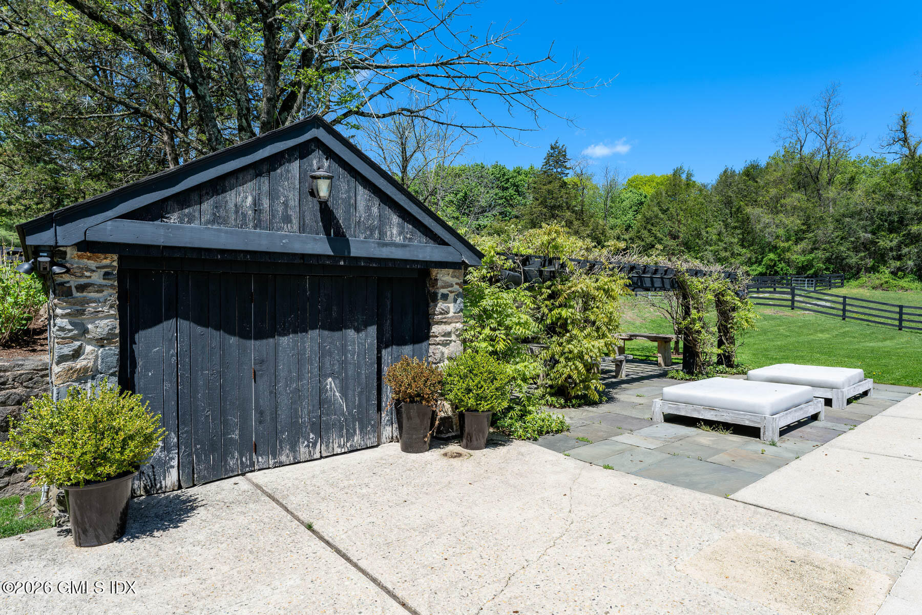 640 Round Hill Road Greenwich, CT 06831 - Photo 47 of 60 640 Round Hill Rd EXT 05-2026 27 - WEB