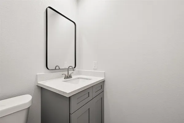 $2,200 | 13442 Greenway Drive, Sugar Land, TX 77498