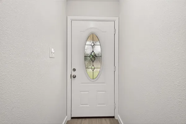 $2,200 | 13442 Greenway Drive, Sugar Land, TX 77498