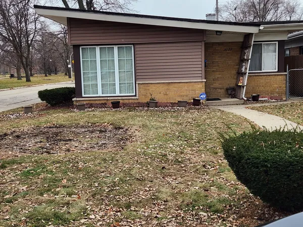$224,900 | 3029 West 83rd Place, Chicago, IL 60652