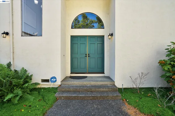 $875,000 | 4374 Valley Avenue, Unit D1, Pleasanton, CA 94566