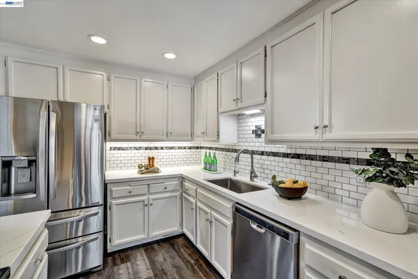 $875,000 | 4374 Valley Avenue, Unit D1, Pleasanton, CA 94566