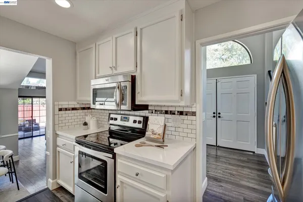 $875,000 | 4374 Valley Avenue, Unit D1, Pleasanton, CA 94566