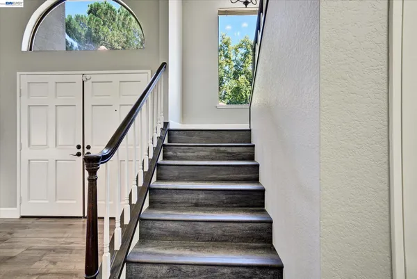 $875,000 | 4374 Valley Avenue, Unit D1, Pleasanton, CA 94566