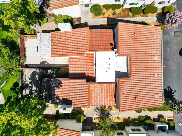 $875,000 | 4374 Valley Avenue, Unit D1, Pleasanton, CA 94566