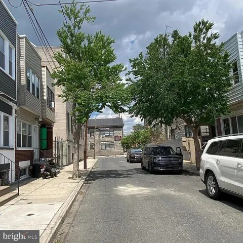 $2,330 | 1522 South Myrtlewood Street, Philadelphia, PA 19146