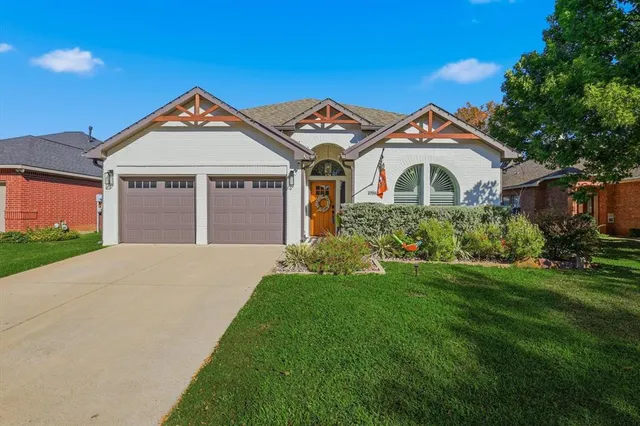 $575,000 | 2708 Timberhill Drive, Flower Mound, TX 75028