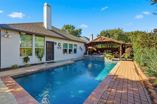 $575,000 | 2708 Timberhill Drive, Flower Mound, TX 75028