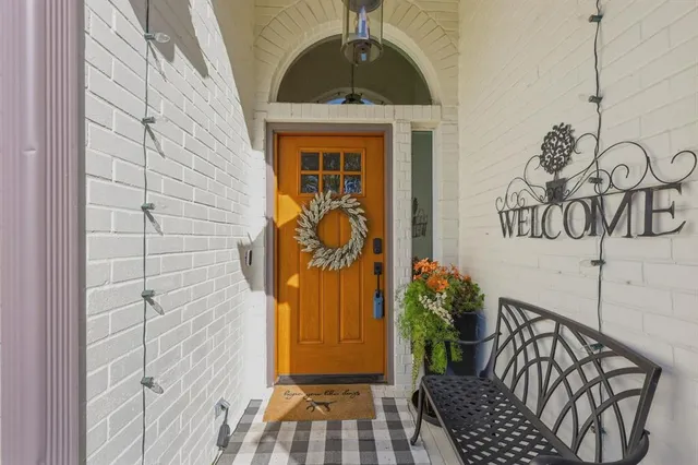 $575,000 | 2708 Timberhill Drive, Flower Mound, TX 75028