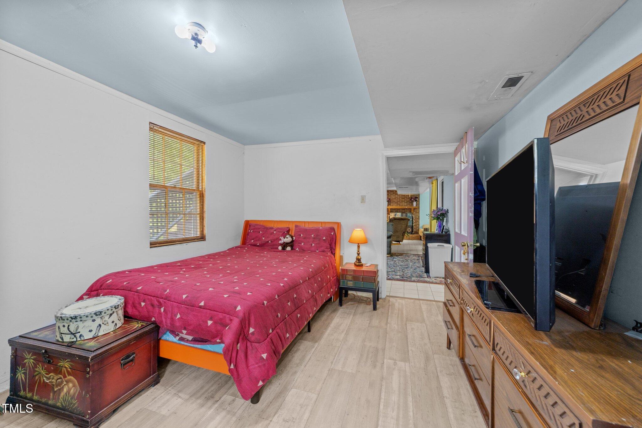 820 Nuttree Place Raleigh, NC 27606 - Photo 22 of 30 26-web-or-mls-3D5A6428