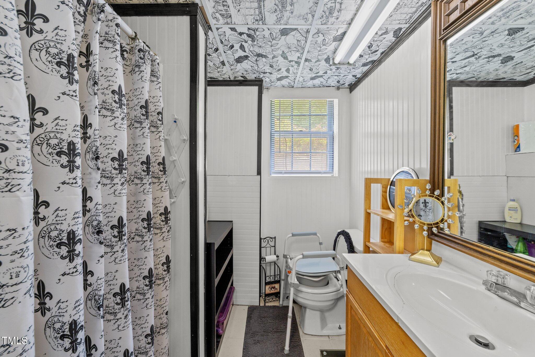 820 Nuttree Place Raleigh, NC 27606 - Photo 23 of 30 29-web-or-mls-3D5A6437