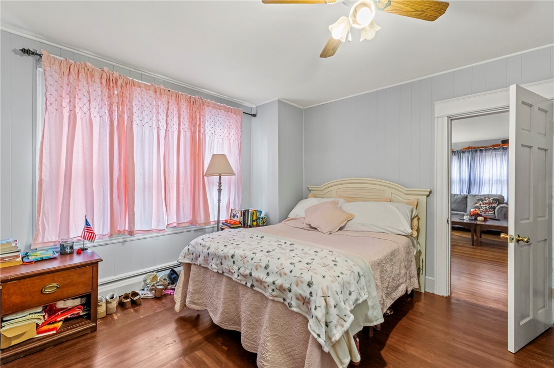 381 Maple Avenue Barrington, RI 02806 - Photo 11 of 19