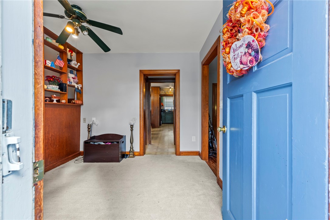 381 Maple Avenue Barrington, RI 02806 - Photo 3 of 19