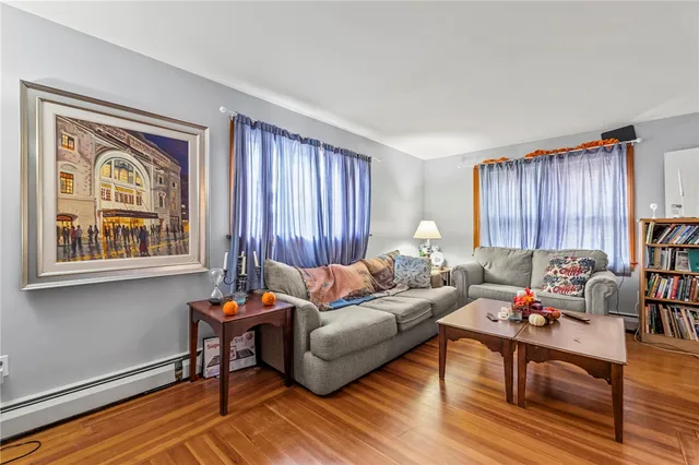 $729,900 | 381 Maple Avenue, Barrington, RI 02806