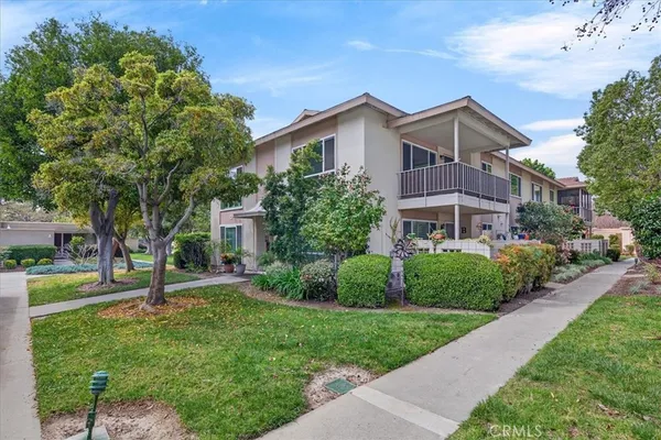 $2,450 | 214 Avenida Majorca, Unit O, Laguna Woods, CA 92637