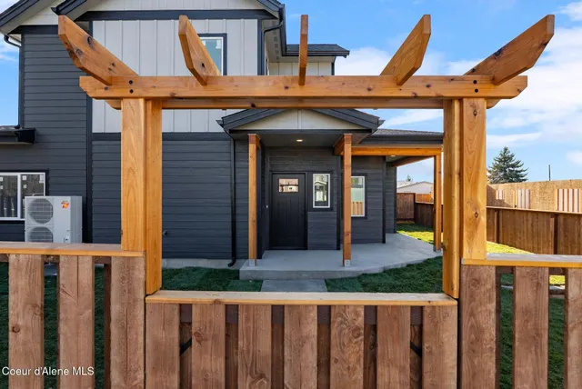 $475,000 | 1683 Onyx Court, Sandpoint, ID 83864