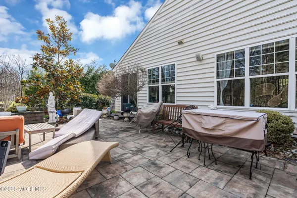 $700,000 | 25 Lily Pond Court, Howell, NJ 07731