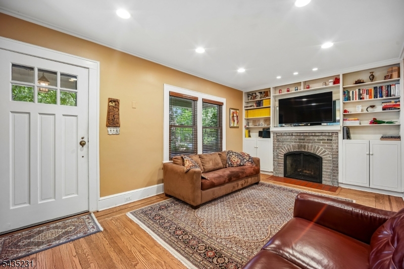 76 Meadowbrook Road Short Hills, NJ 07078 - Photo 6 of 18